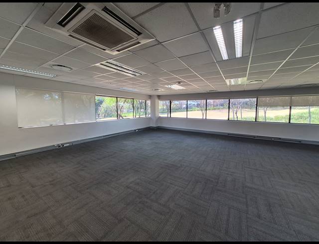 217M² OFFICE TO LET IN WOODMEAD